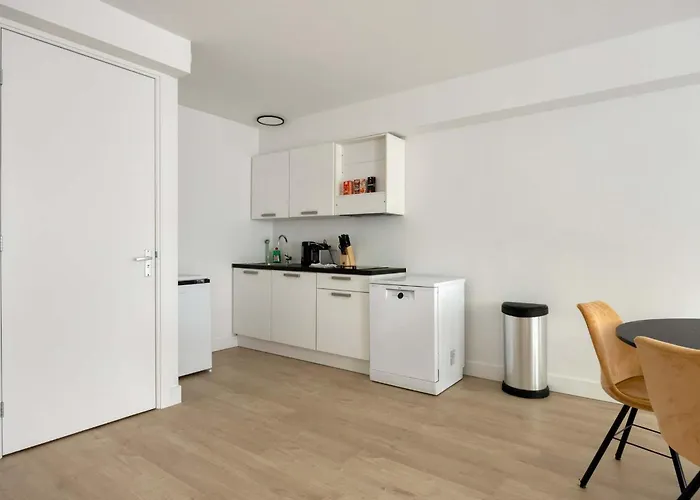 Daire Stijlvol & Comfortabel In Het Hart Rotterdam